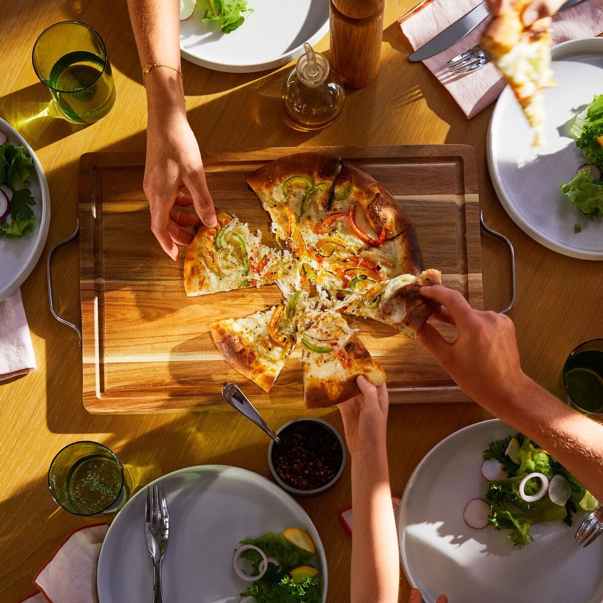 Restored Cuisinart CPZ-120 Indoor Pizza Oven – Electric - Temp Range up to 700°F – Bake 12” Pizzas in Minutes – Chrome (Refurbished)