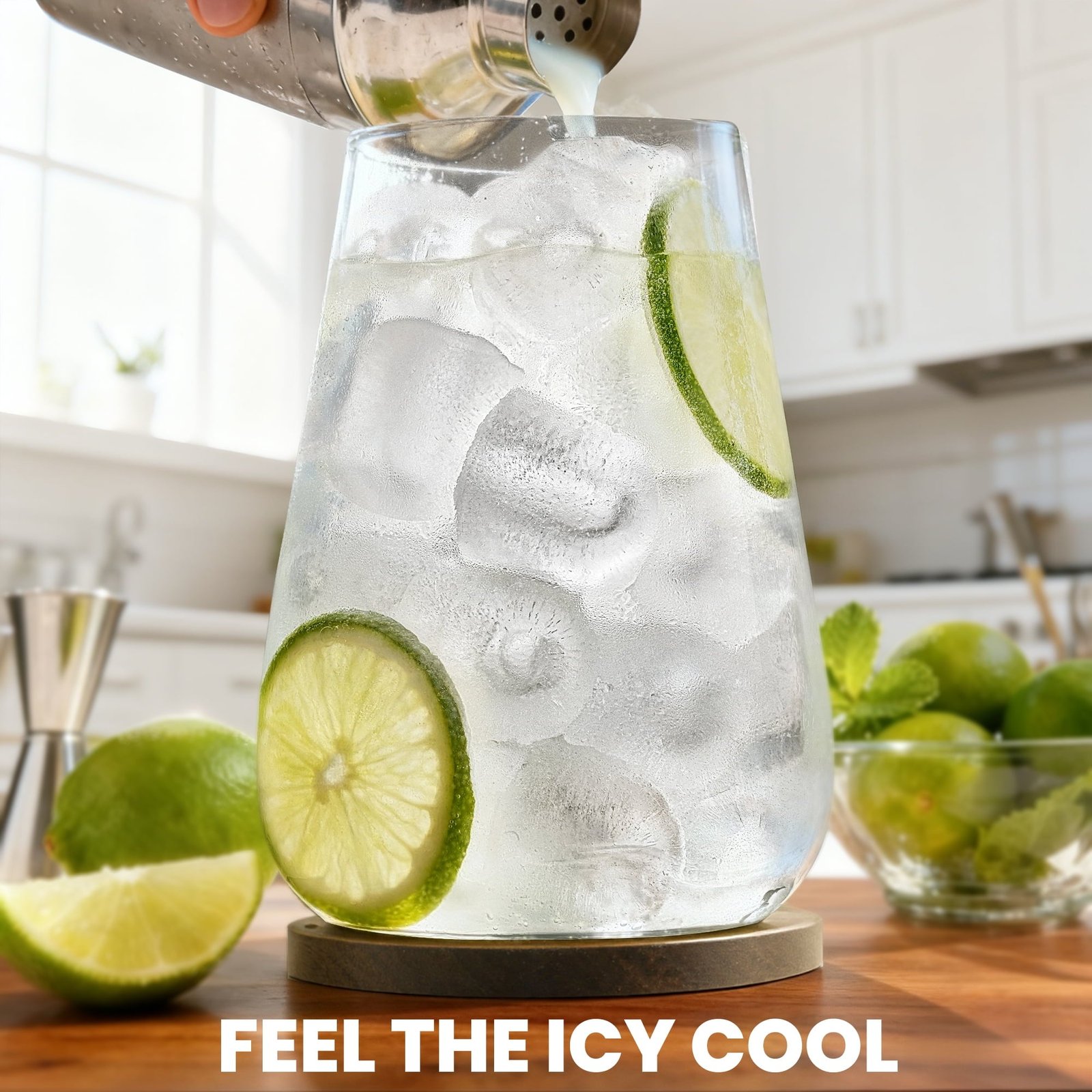 Goosiay Countertop Ice Maker, 26lbs Portable Small Ice Makers with Handle, 8 Cubes in 6 Mins, 2 Size of Bullet Ice, Self-Cleaning Mini Ice Machine for Home, Kitchen, RV, Camping, Black